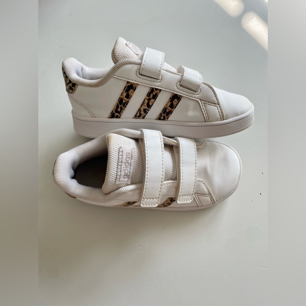 Girls size 10K adidas sneakers